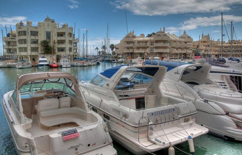 Holiday Rentals Piscina, Playa Parking A 5 Min Caminando Del Puerto De Бенальмадена Экстерьер фото