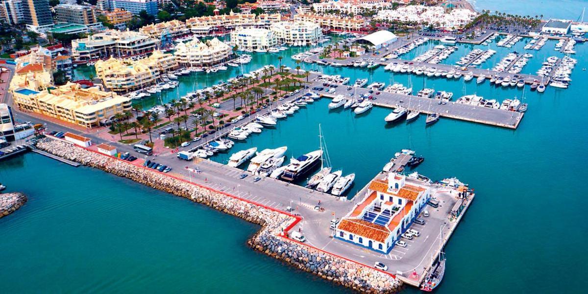 Holiday Rentals Piscina, Playa Parking A 5 Min Caminando Del Puerto De Бенальмадена Экстерьер фото